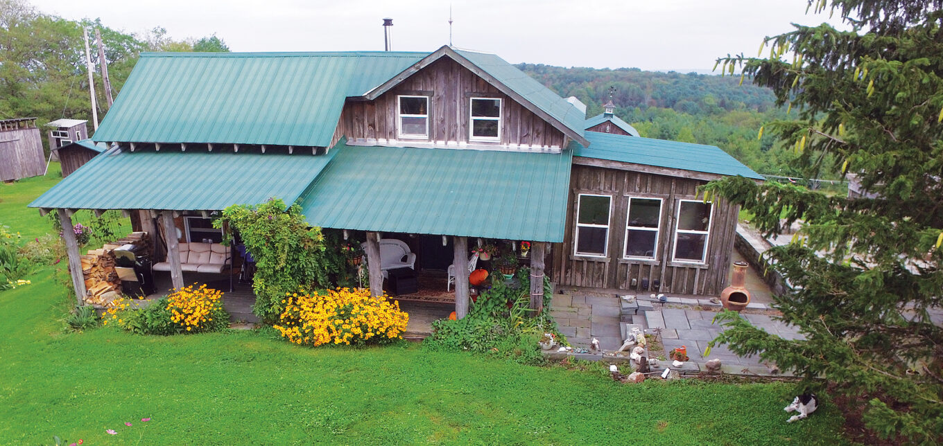 How To Build Your Own Cabin from a Tiny House – Mother Earth News - Vimarsana News